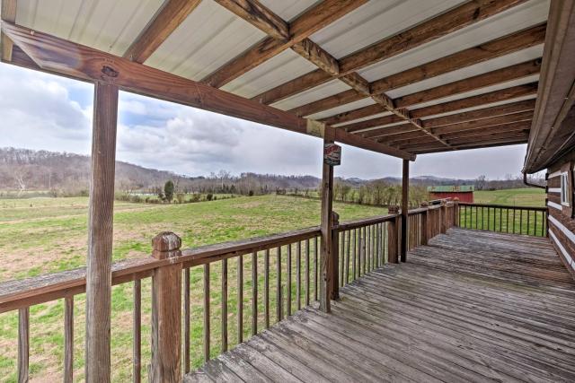 Rogersville Barn Apartment on 27 Acres with Pond!