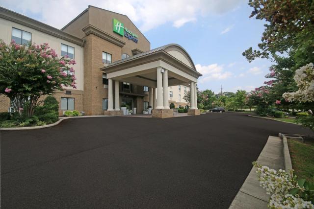 Holiday Inn Express Troutville-Roanoke North, an IHG Hotel