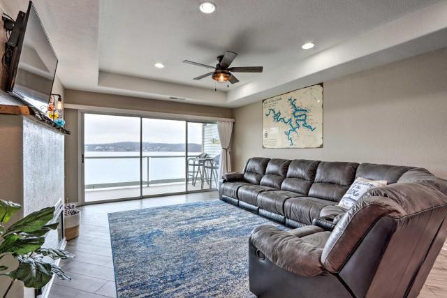 Waterfront Lake Ozark Condo with Pool Access