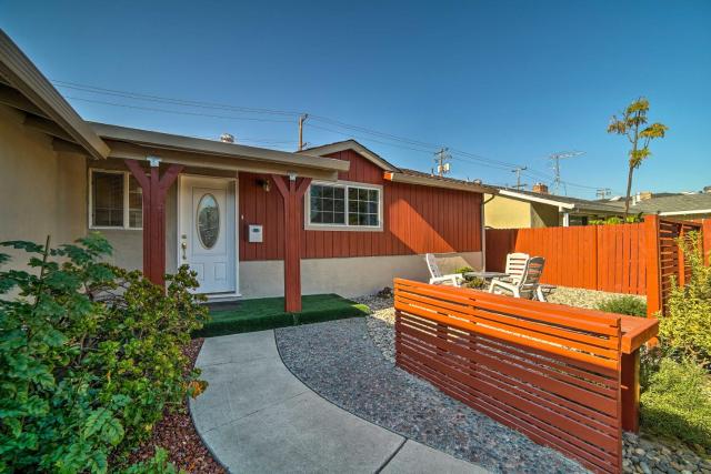 Pet Friendly Santa Clara Home 6 Mi to San Jose!