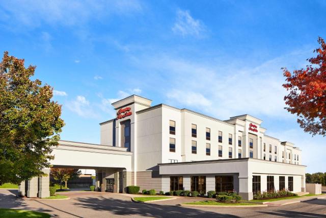 Hampton Inn & Suites West Haven