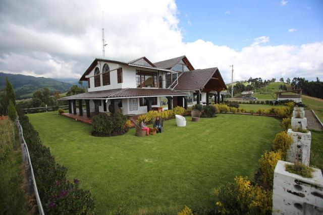 Hosteria Loma Larga Cayambe