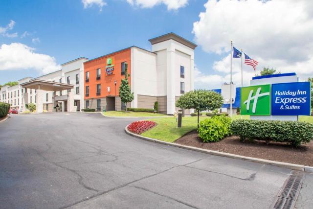 Holiday Inn Express & Suites - Albany Airport - Wolf Road, an IHG Hotel