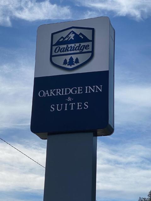 Oakridge Inn & Suites