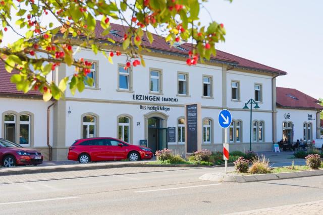 Bahnhof-Erzingen, hotel, coffee & more