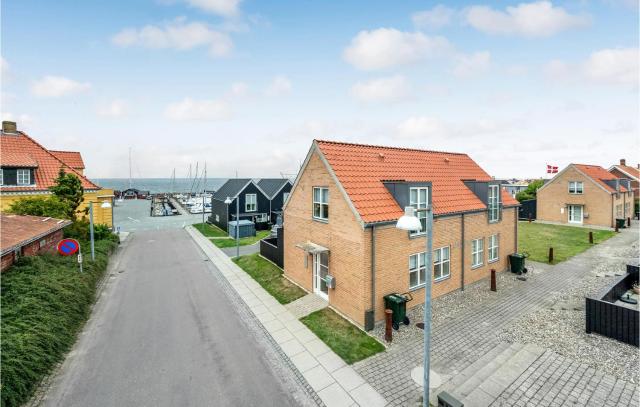 2 Bedroom Cozy Home In Tranekær