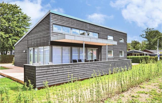 Gorgeous Home In Juelsminde With Sauna