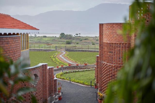 Saj By The Lake, Malshej Ghat