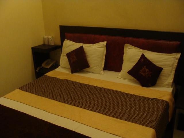 Hotel Abhinandan Grand