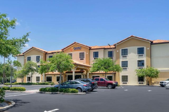 Comfort Inn & Suites Northeast - Gateway