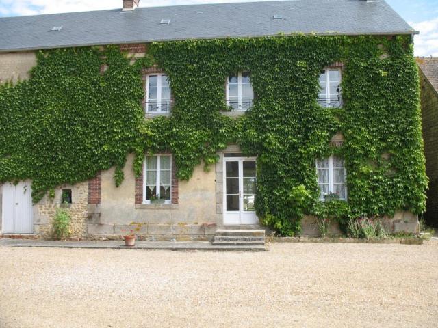 Charmante maison avec jardin, aux portes du Perche, idéale pour familles et activités de plein air - FR-1-497-124