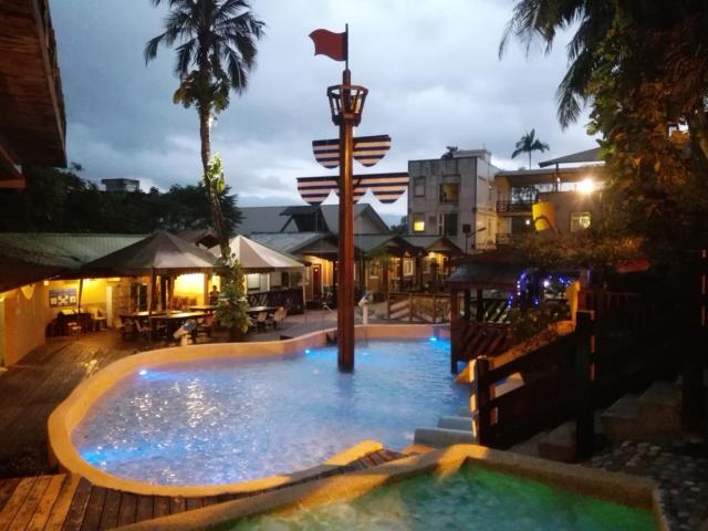 Cocos Hot Spring Hotel