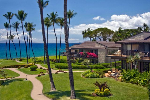 Wailea Elua Village - CoralTree Residence Collection