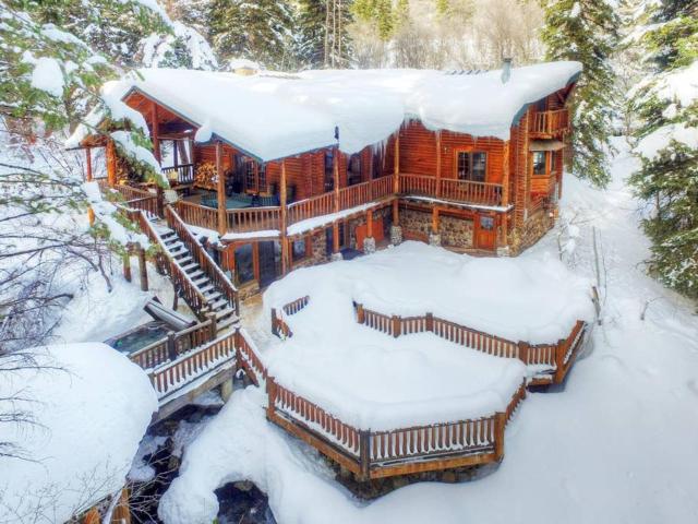 Log Cabin On The Stream Sundance, Utah