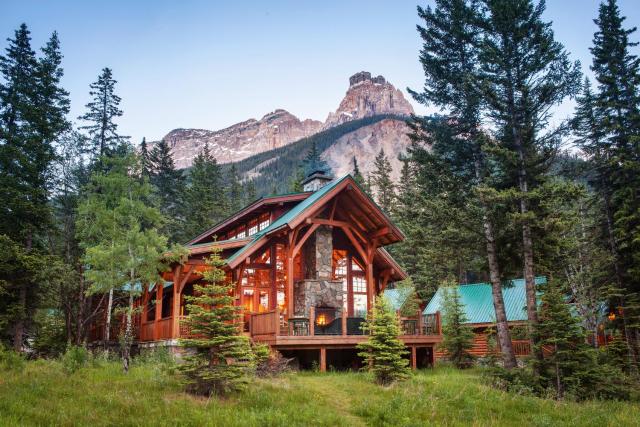 Cathedral Mountain Lodge