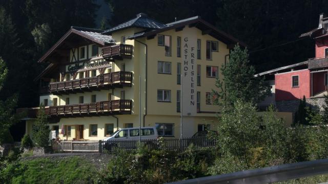 "Quality Hosts Arlberg" Hotel-Gasthof Freisleben