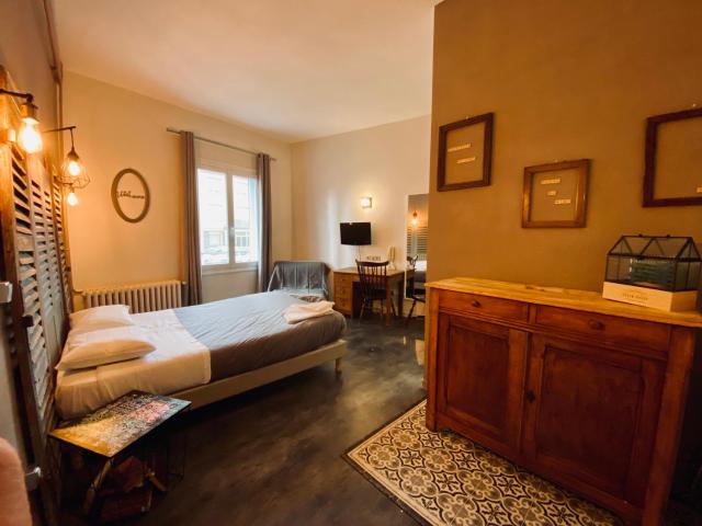 Hotel Le Midi Clermont-Cournon