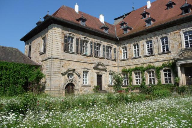 Ferienzimmer im Schloss Burgpreppach