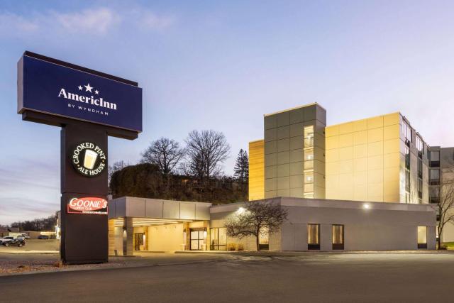 AmericInn by Wyndham Rochester Near Mayo Clinic