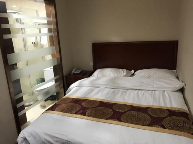 GreenTree Inn Nantong Liuqiao Town Government Tongliu Road Express Hotel