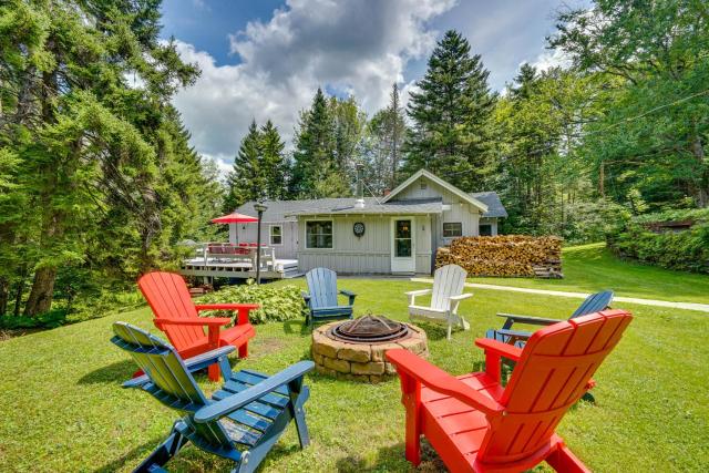 Charming Wilmington Cabin, 8 Mi to Mt Snow!