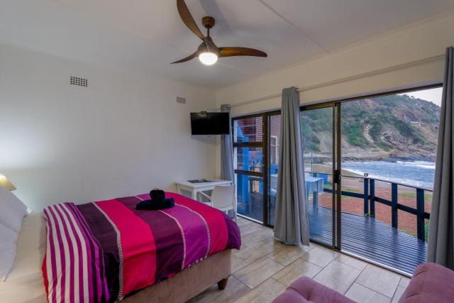 Silver Spray Beach Accommodation