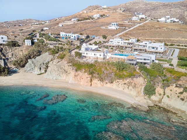 Mykonos Lolita, A Grecotel Resort to Live