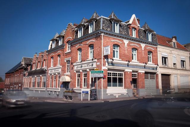 Logis - Hostellerie & Restaurant du Marché