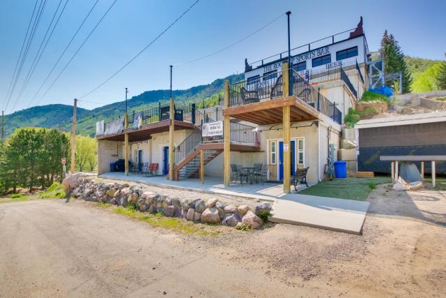 Lava Hot Springs Studio with Views, Walk to River