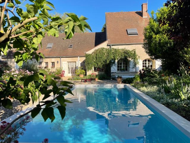 Fleurs de Vignes Piscine