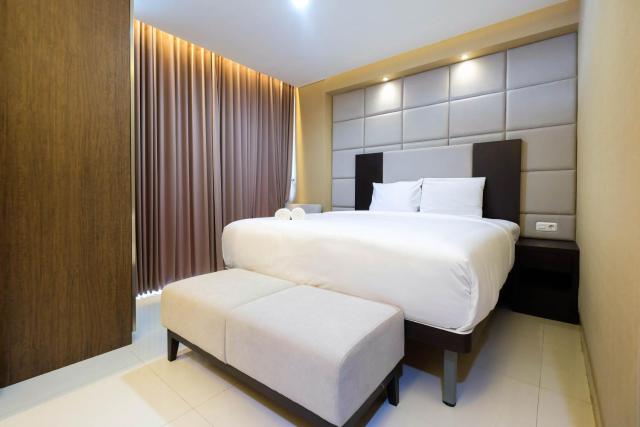 Minimalist Style Studio Brooklyn Alam Sutera Apartment near IKEA By Travelio