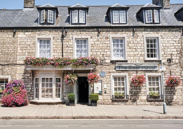 The Bear, Cowbridge