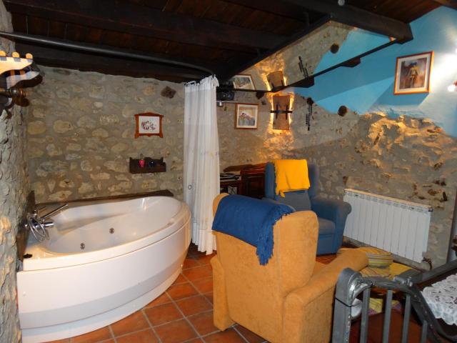 Casa La Cantonera con zona relax jacuzzi