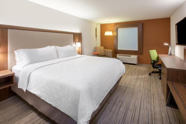 Holiday Inn Express & Suites Charlottesville - Ruckersville, an IHG Hotel