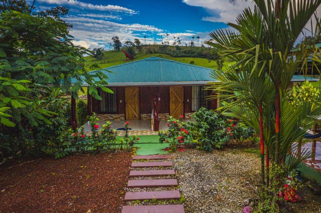 Rio Celeste Springs Blue Lodge