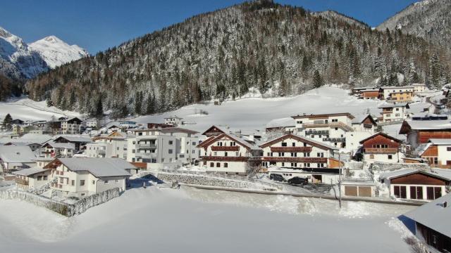 Alpen Gasthof Apartments Hohe Burg