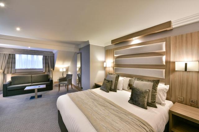 Holiday Inn - Manchester - Oldham, an IHG Hotel