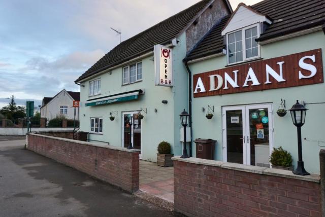 Adnans Hotel