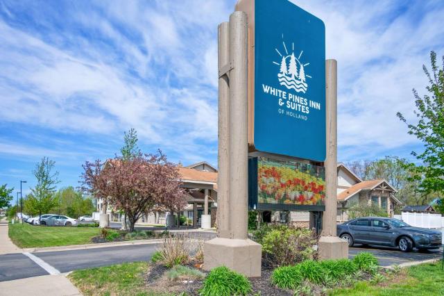 White Pine Inn & Suites