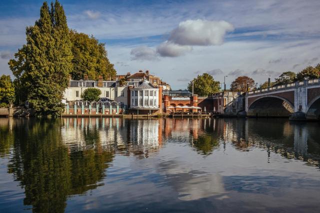 The Mitre, Hampton Court