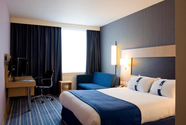 Holiday Inn Express Rotherham - North, an IHG hotel