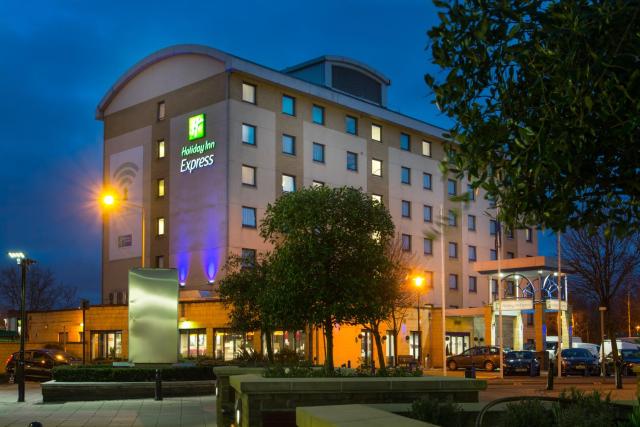 Holiday Inn Express London - Wandsworth, an IHG Hotel