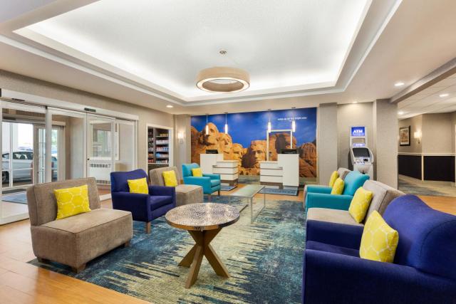 La Quinta Inn and Suites by Wyndham at WaTiki Waterpark