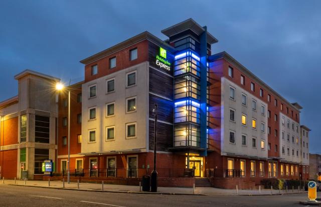 Holiday Inn Express Stevenage, an IHG Hotel