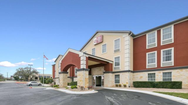 Best Western Plus Georgetown Inn & Suites