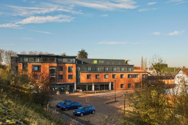 Holiday Inn Express Cambridge Duxford M11 Jct 10, an IHG Hotel