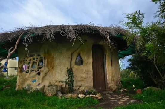 Hobbit House