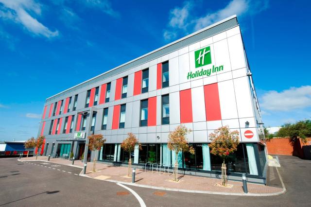 Holiday Inn London Luton Airport, an IHG Hotel