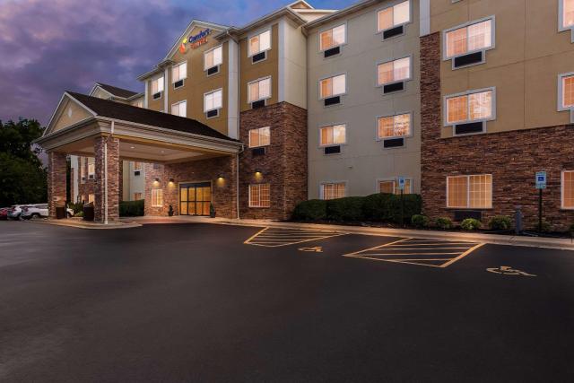 Comfort Suites Grayslake near Libertyville North