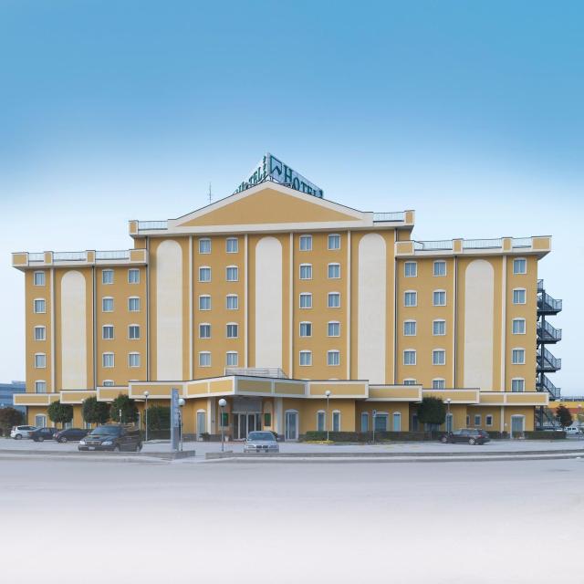 Piramidi Hotel